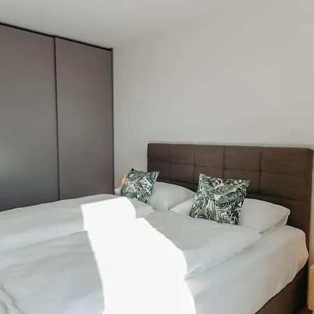 *relax Apartment* Fuer 4 Am Weinberg Mit Sauna Spielfeld