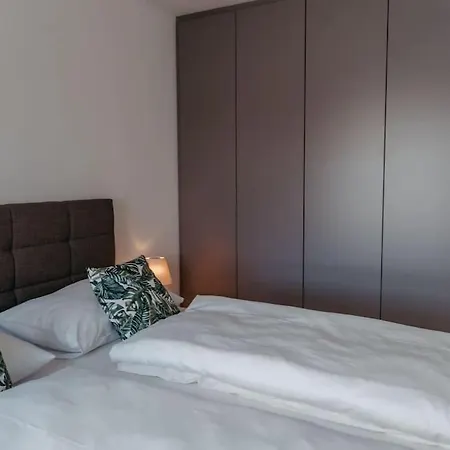 Apartment *relax Apartment* Fuer 4 Am Weinberg Mit Sauna Spielfeld