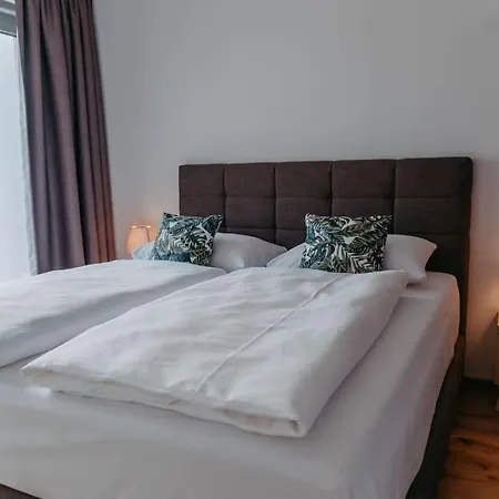 *relax Apartment* Fuer 4 Am Weinberg Mit Sauna * Spielfeld